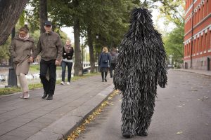 walking along riverside Aura, 22.9.2018, New Performance Turku festival